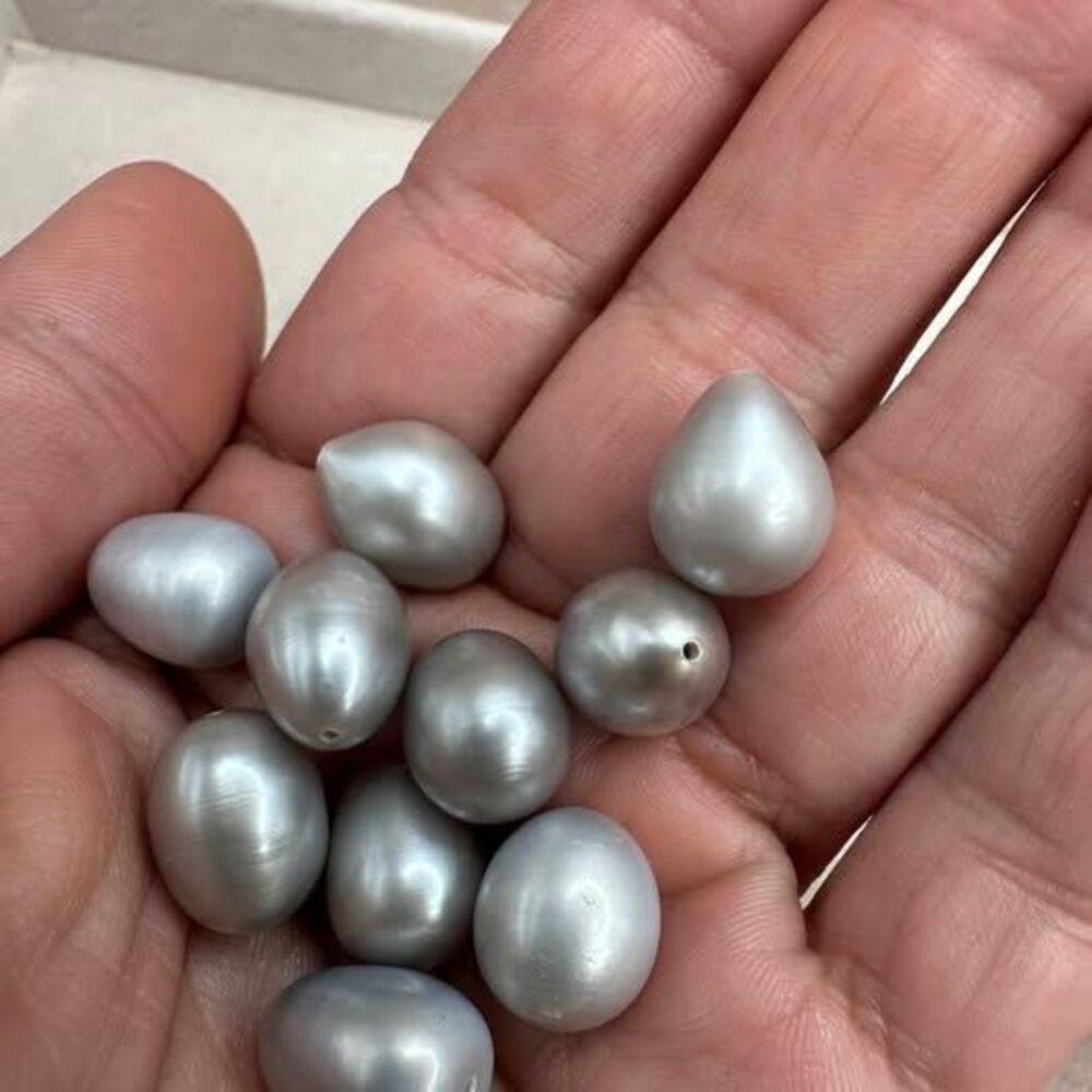 10 Loose Grey Teardrop Pearls for DIY
